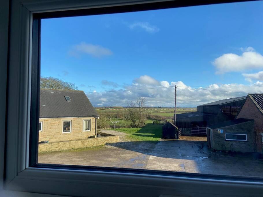 Ferienwohnung The Hayloft At Wrampool Farm Preston  Exterior foto