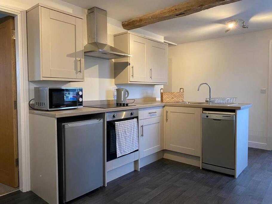 Ferienwohnung The Hayloft At Wrampool Farm Preston  Exterior foto