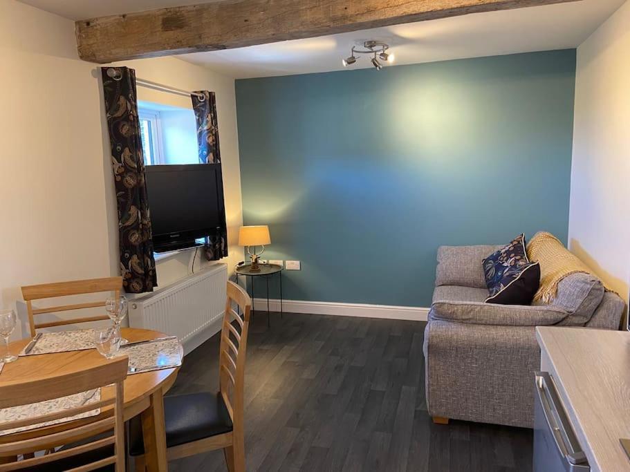 Ferienwohnung The Hayloft At Wrampool Farm Preston  Exterior foto